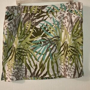 CORAL BAY SKORT 16P -PRE OWNED LIKE NEW WORN A FEW TIMES